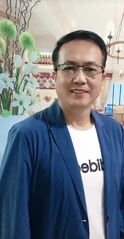 沈先生的第一张照片--九龙父母相亲团